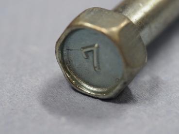 Sechskantschraube 10x50 für Suzuki